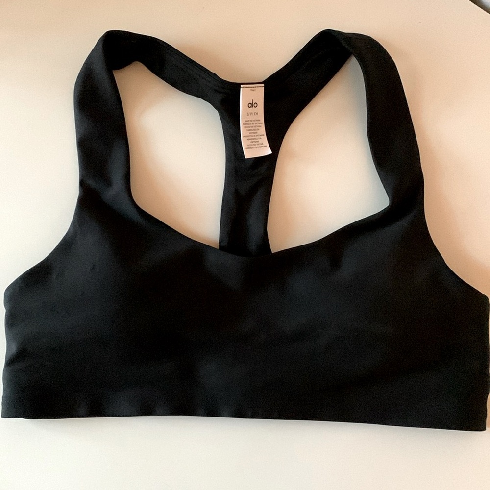 Alo yoga black airlift advantage racer back bra size S never worn with tag